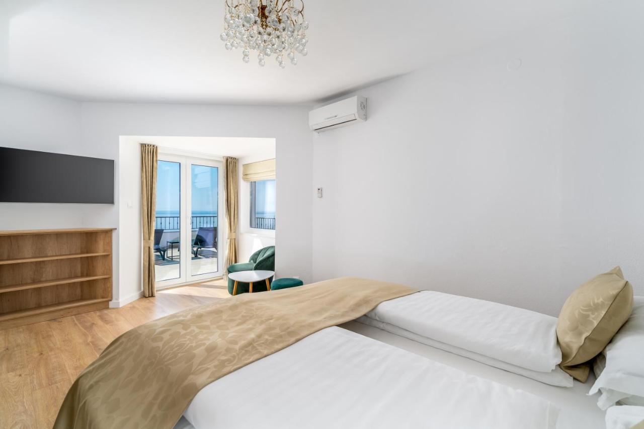 Rooms Vedrana (Adults Only) ポドストラナ エクステリア 写真